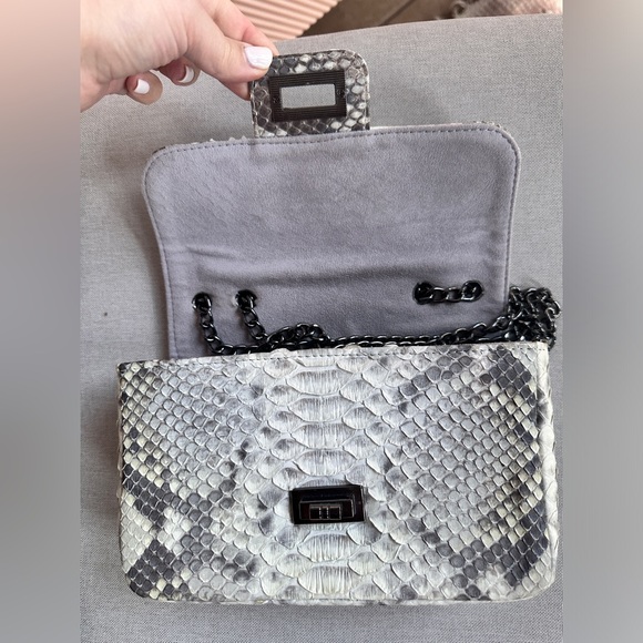 handbag in exotic Python leather, handmade in Italy - Picture 3 of 6